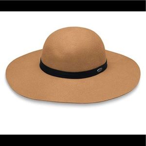 Tan Floppy Felt Hat